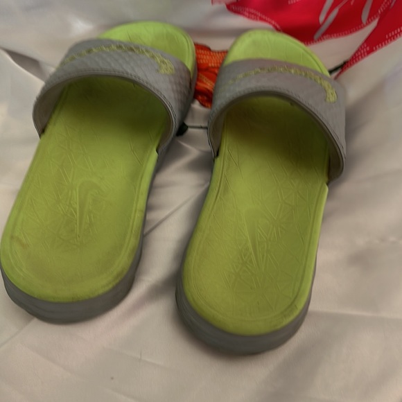 Shoes - Picture 3 of 3